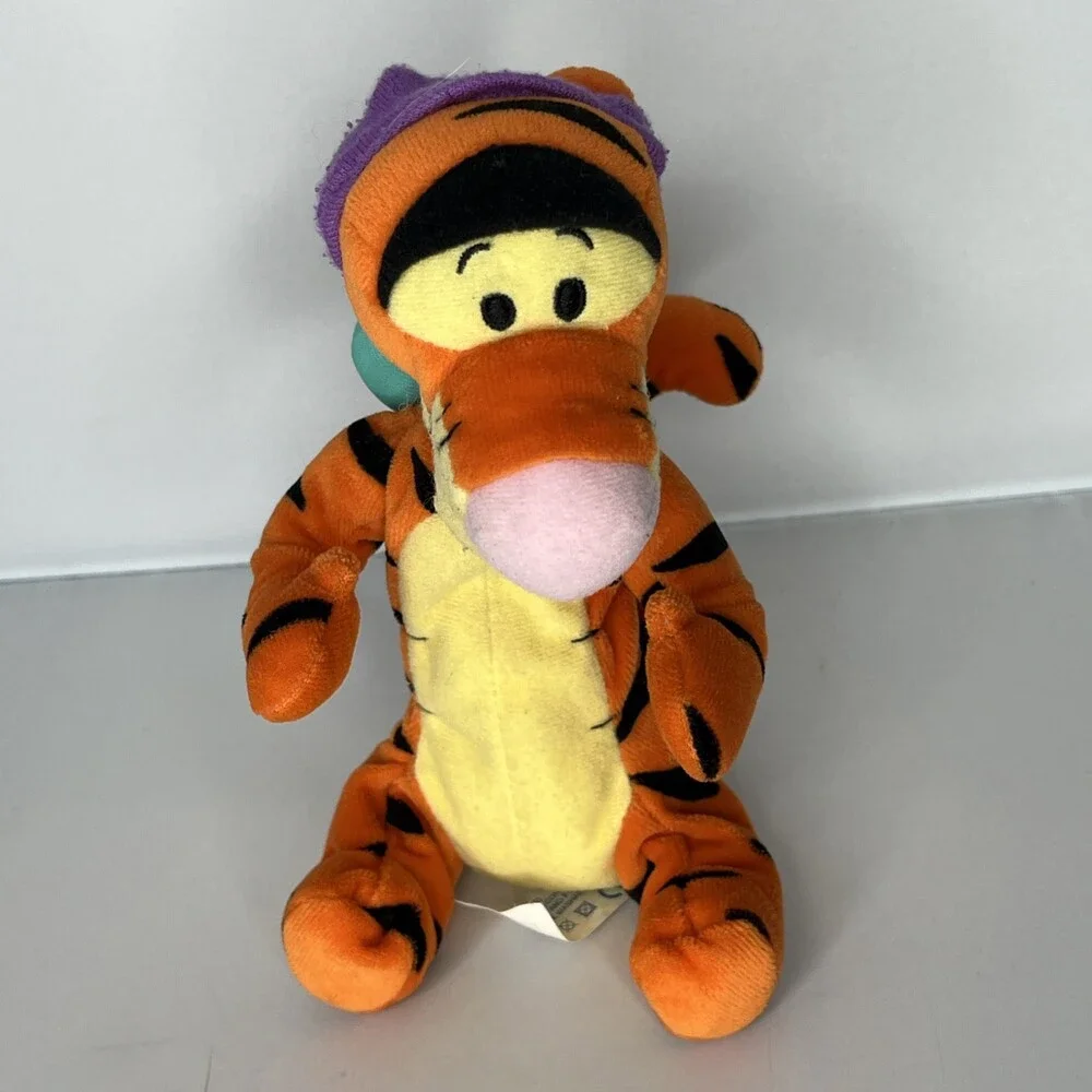Bedtime Tigger Plush 7”